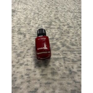Chanel Le Vernis Nail Color 13ml 0.4 Fl Oz Pirate Red 08